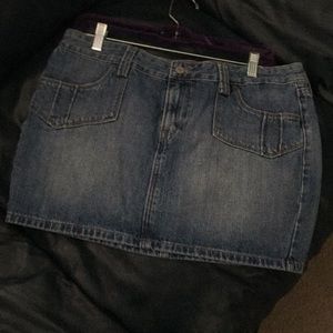 Levi’s jean skirt like new